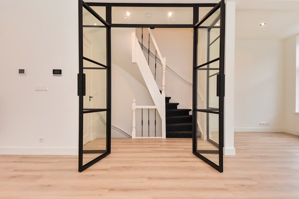 Medium property photo - Van Diemenstraat 164, 2518 VG Den Haag